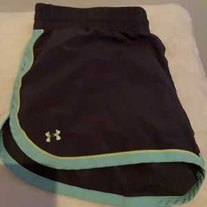 Under armor fitter athletic shorts (s)